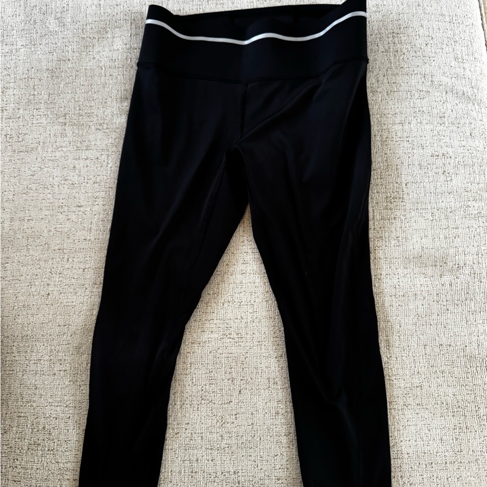 Athleta Women’s Black Cropped Leggings White Stripe Waist Band